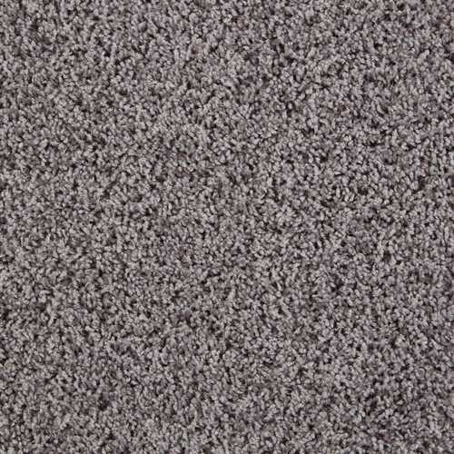 frieze carpet floor installation